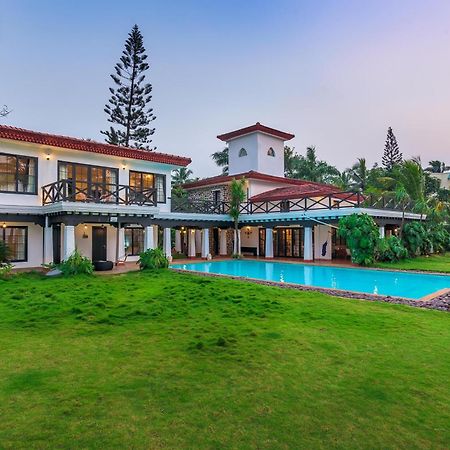Saffronstays Sea La Vie Danda Екстериор снимка
