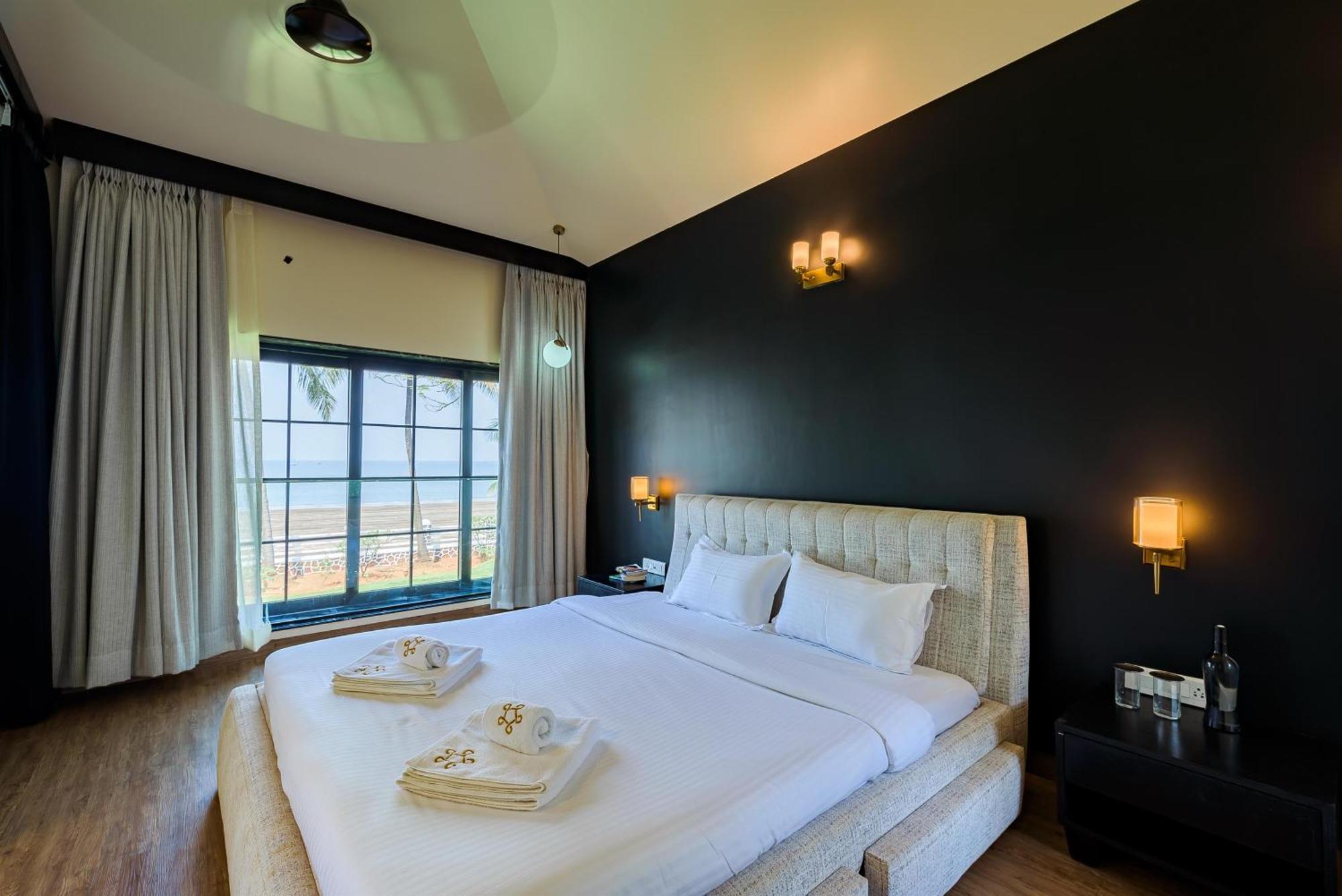Saffronstays Sea La Vie Danda Екстериор снимка